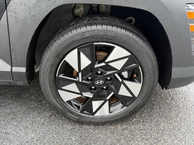 Used 2025 Hyundai Kona SEL AWD/4WD image 18