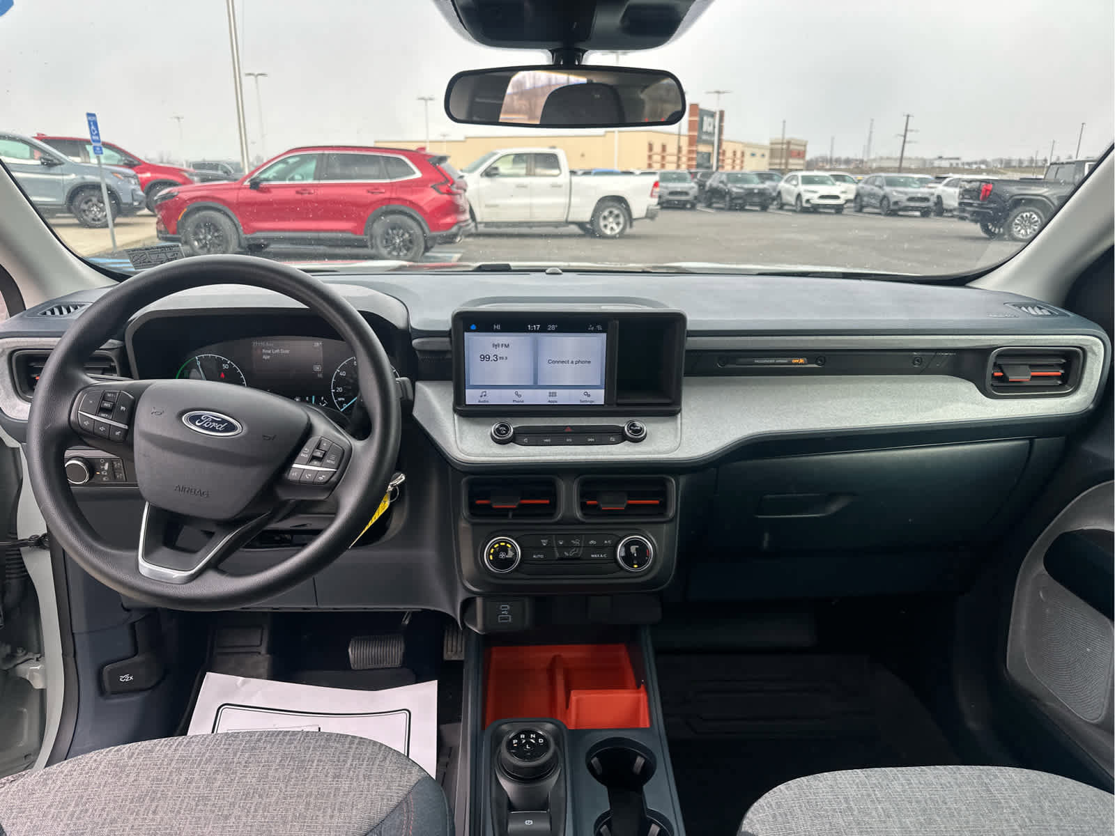 Used 2024 Ford Maverick XLT image 17