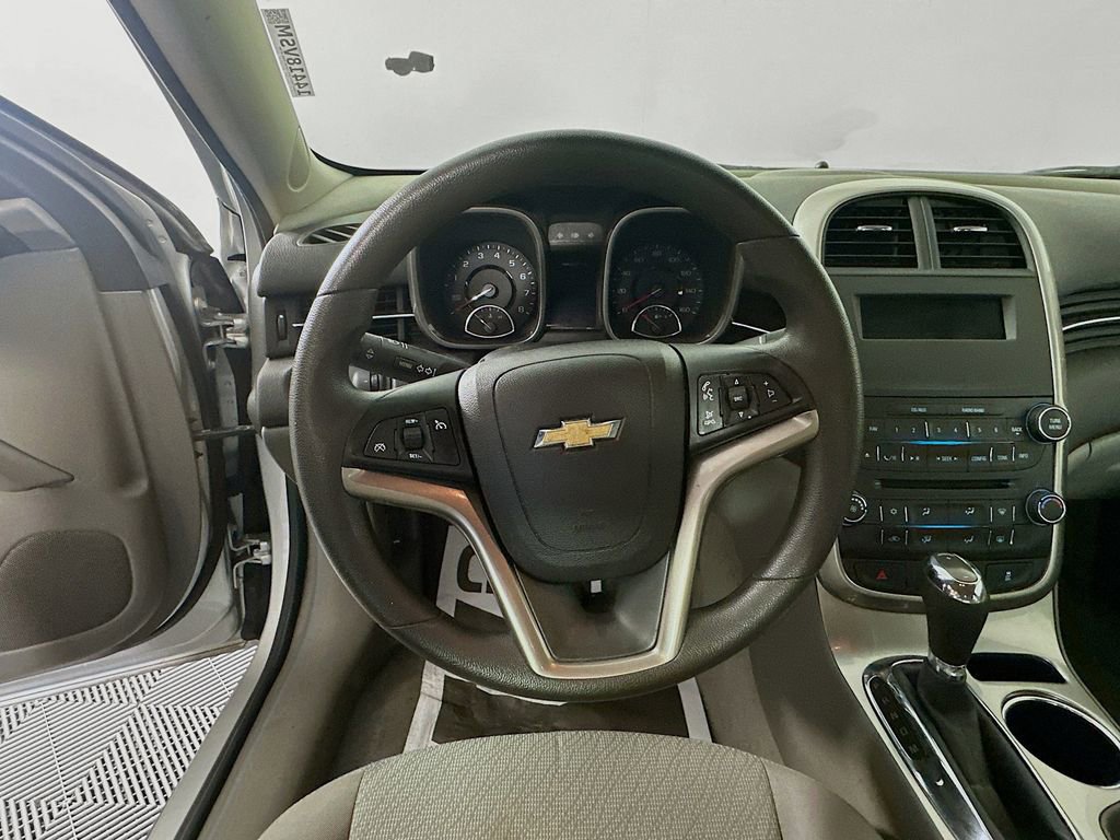 Used 2015 Chevrolet Malibu LS image 10