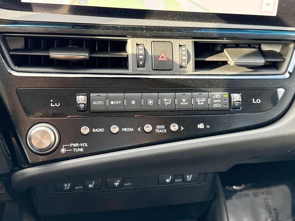 Used 2023 Lexus ES 350 w/ Premium Package image 16