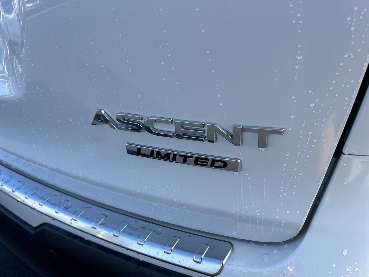 Used 2026 Subaru Outback Limited AWD/4WD image 10