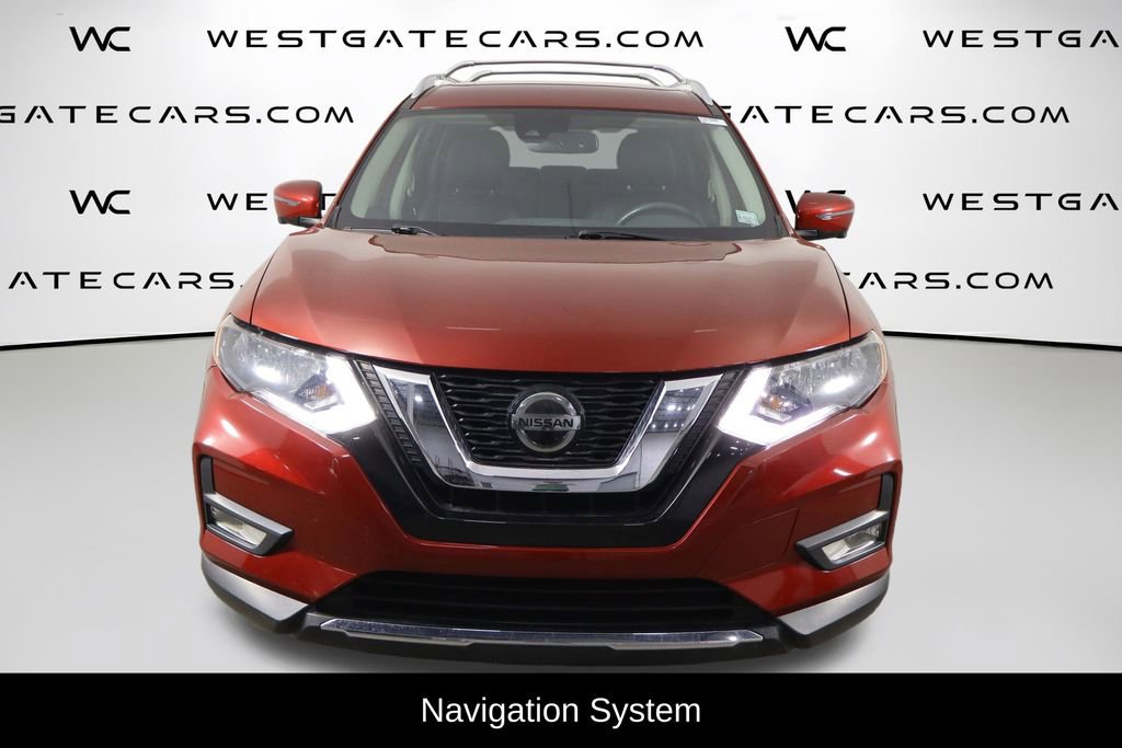 Used 2020 Nissan Rogue SL image 2