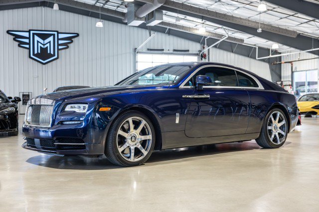 Used 2017 Rolls-Royce Wraith RWD image 2