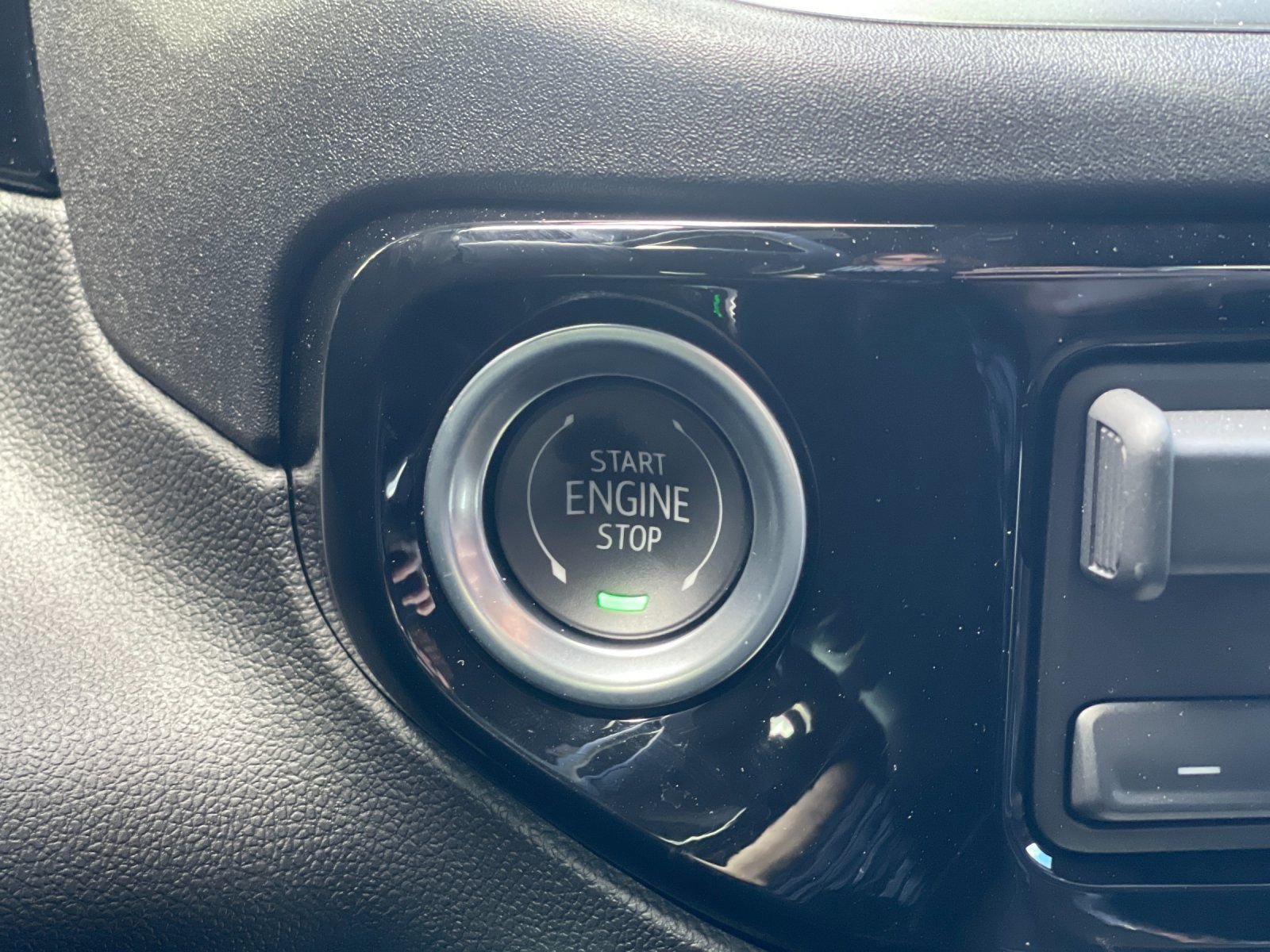 Used 2025 Chevrolet Silverado 2500 High Country w/ High Country Premium Package image 25