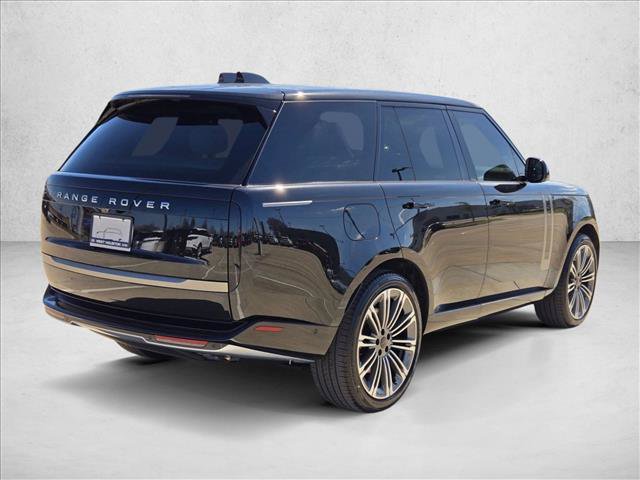 New 2026 Land Rover Range Rover SE AWD/4WD image 2