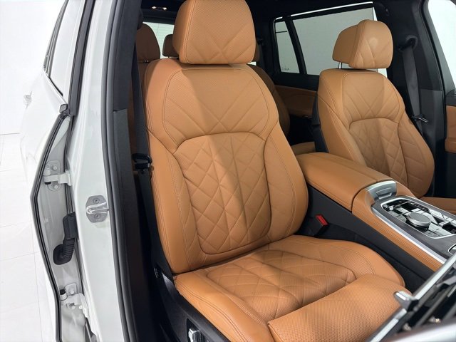 Certified 2024 BMW X7 xDrive40i w/ M Sport Package image 21