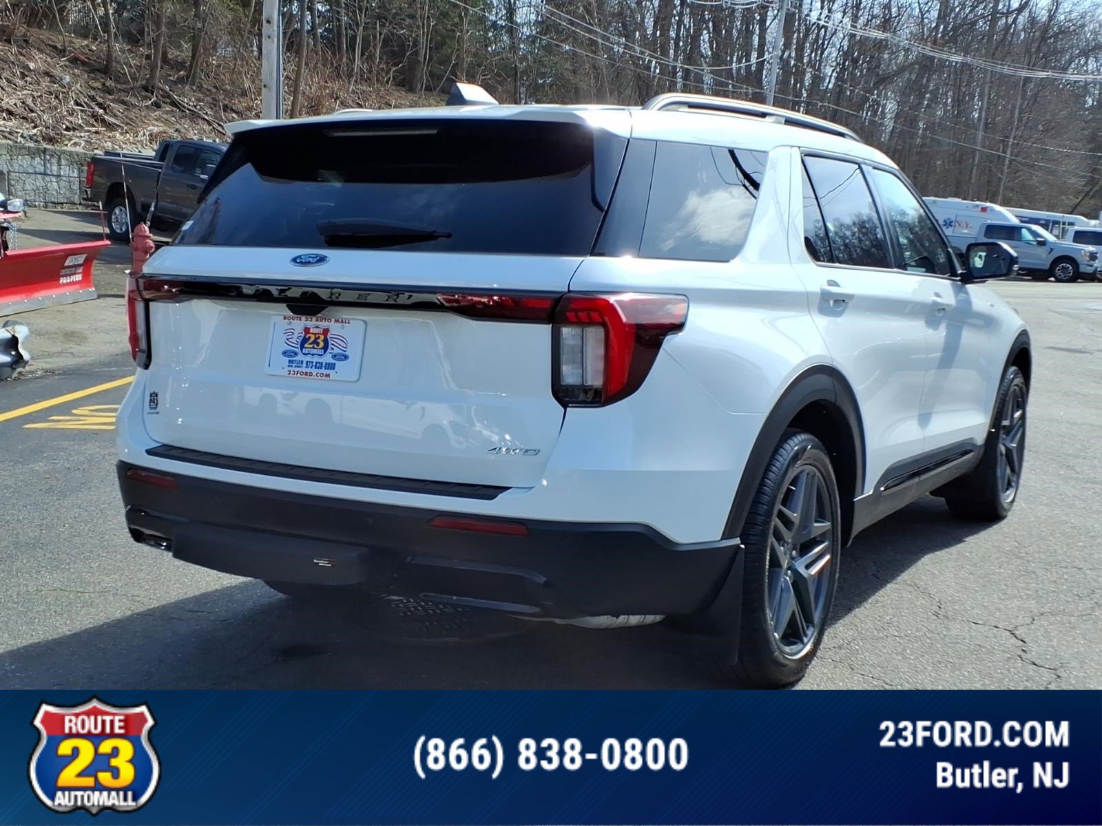 Certified 2025 Ford Explorer ST-Line w/ Premium Package AWD/4WD image 8