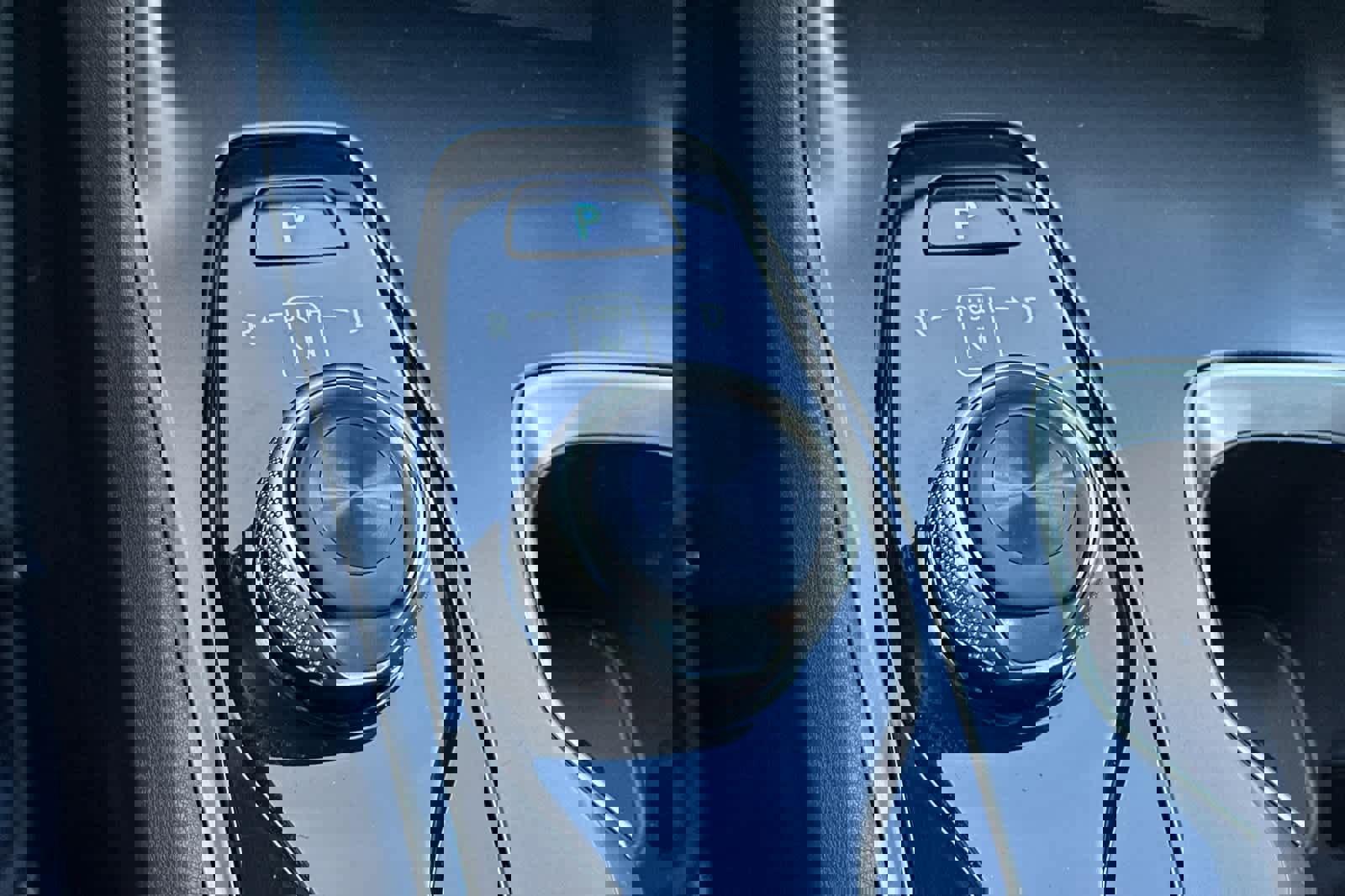 Certified 2025 Lexus RZ 300e w/ Accessory Package (Z2) image 23