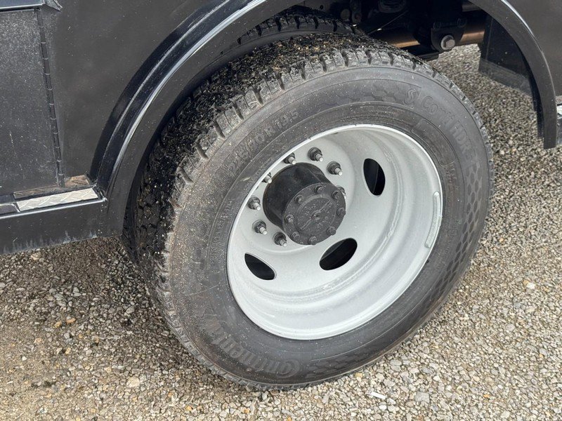 New 2026 Ford F550 XL 4WD Reg Cab CA image 4