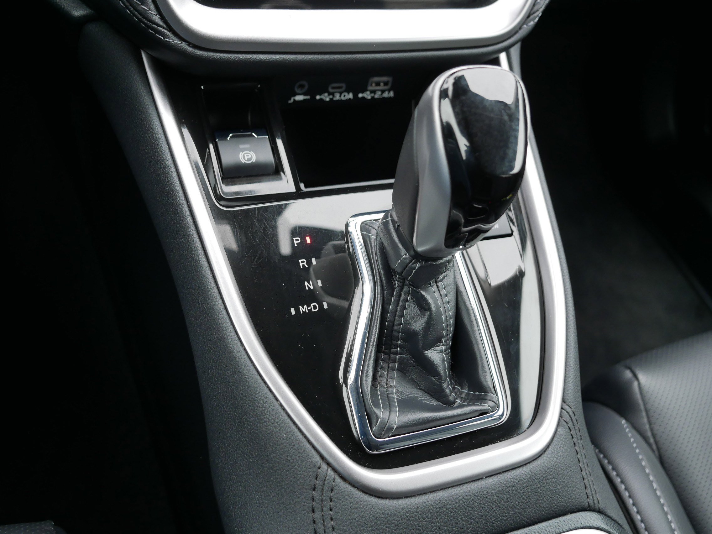 Used 2024 Subaru Outback Touring w/ Popular Package #2 image 24