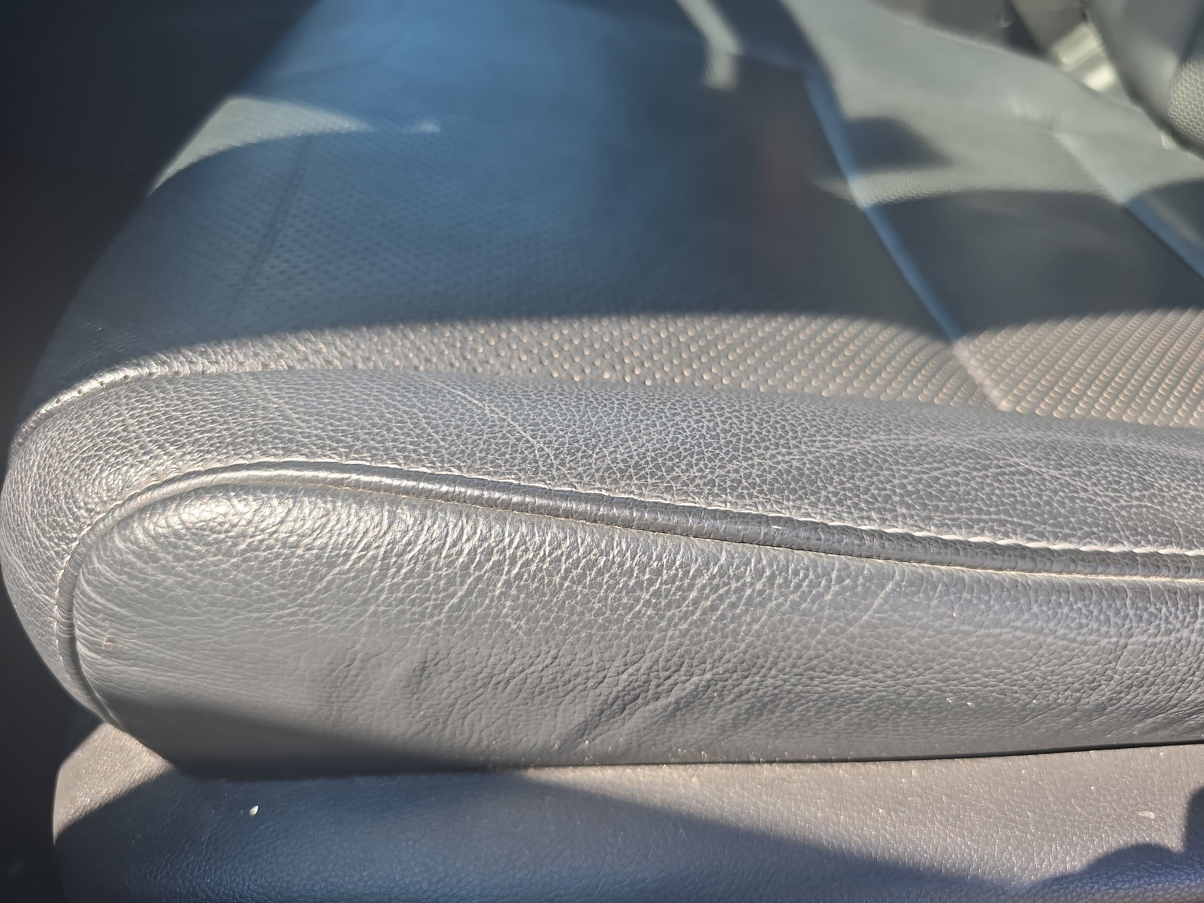 Used 2016 Honda Pilot Elite image 28