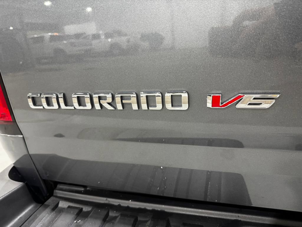 Used 2018 Chevrolet Colorado LT image 29