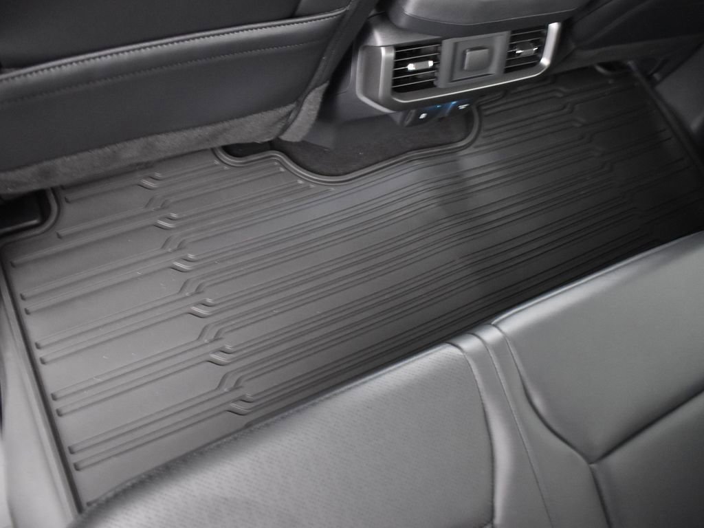 New 2025 Ford F150 Lariat w/ Equipment Group 501A Mid image 15