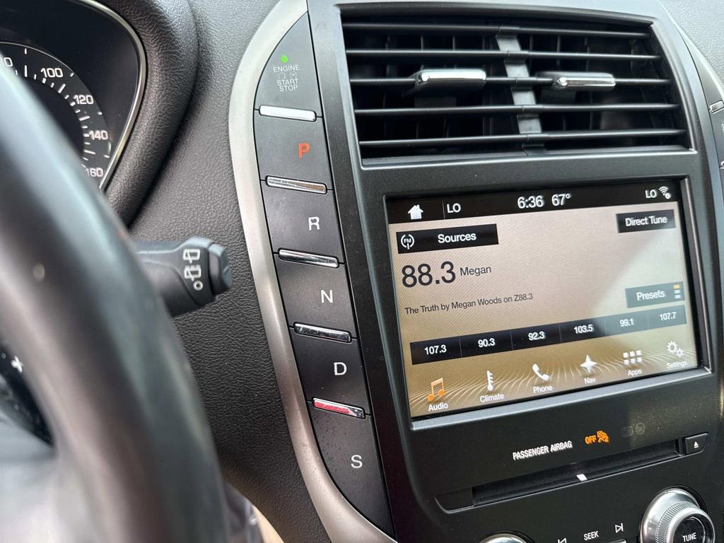 Used 2017 Lincoln MKC Select w/ Select Plus Package image 34