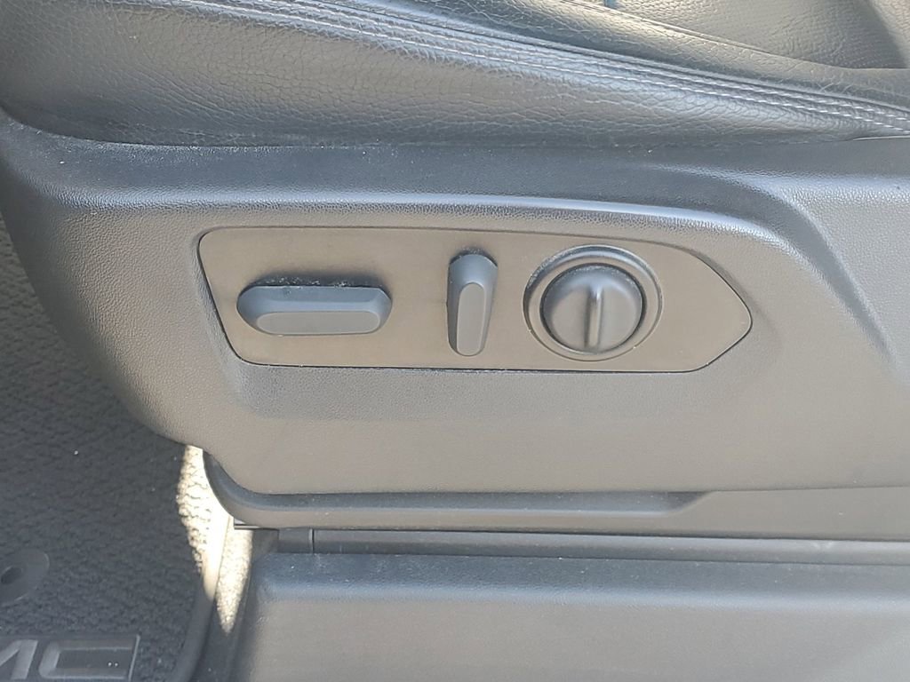 Used 2022 GMC Sierra 1500 Denali w/ Driver Alert Package II AWD/4WD image 20