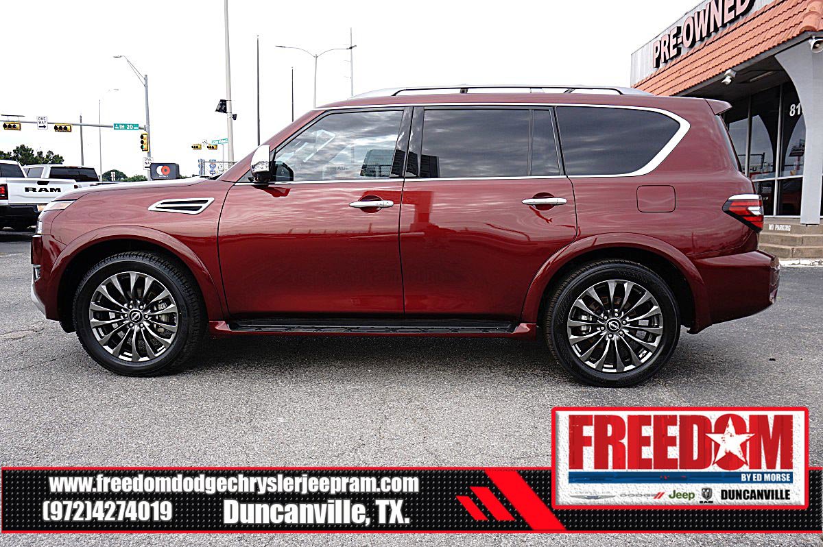 Used 2024 Nissan Armada Platinum w/ Cargo Package RWD image 2