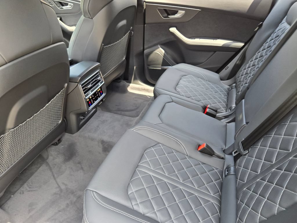 New 2026 Audi SQ8 Prestige AWD/4WD image 35