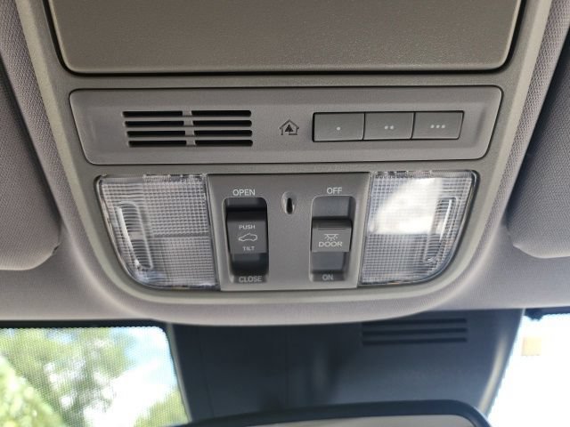 Used 2017 Honda CR-V EX-L image 25