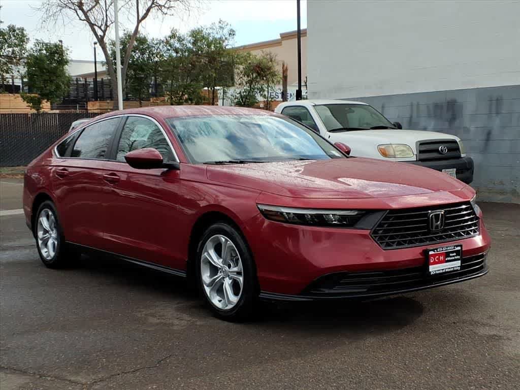 Used 2023 Honda Accord LX image 3