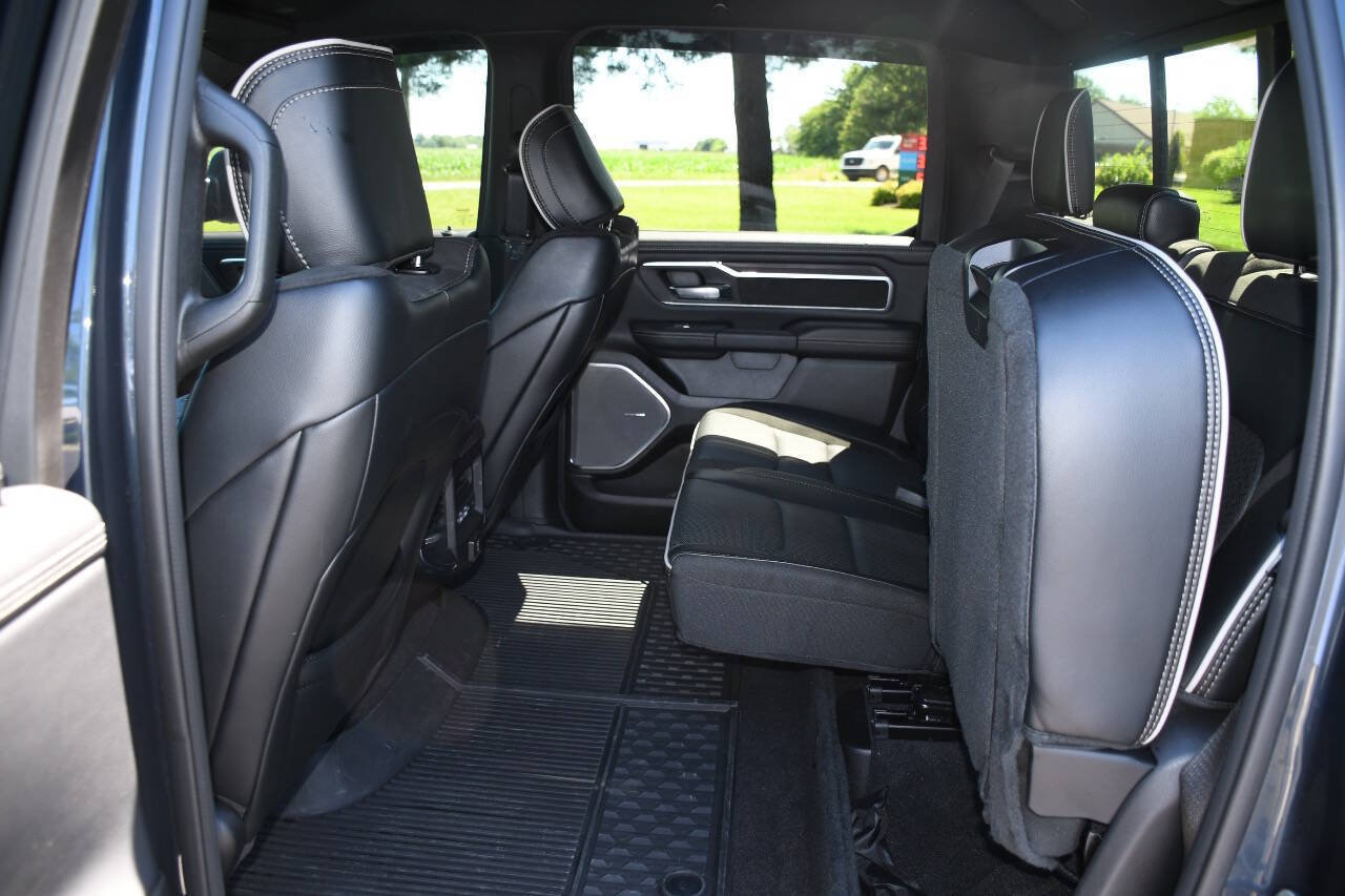 Used 2025 RAM 1500 Laramie AWD/4WD image 19