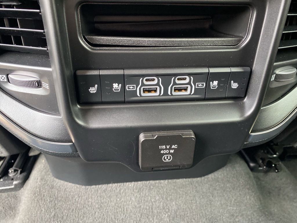 Used 2021 RAM 1500 Limited image 40