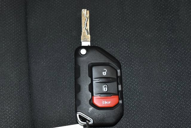 Used 2020 Jeep Wrangler Sport S image 19