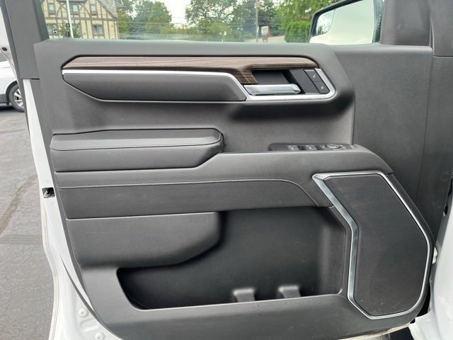 Used 2022 Chevrolet Silverado 1500 LT image 13