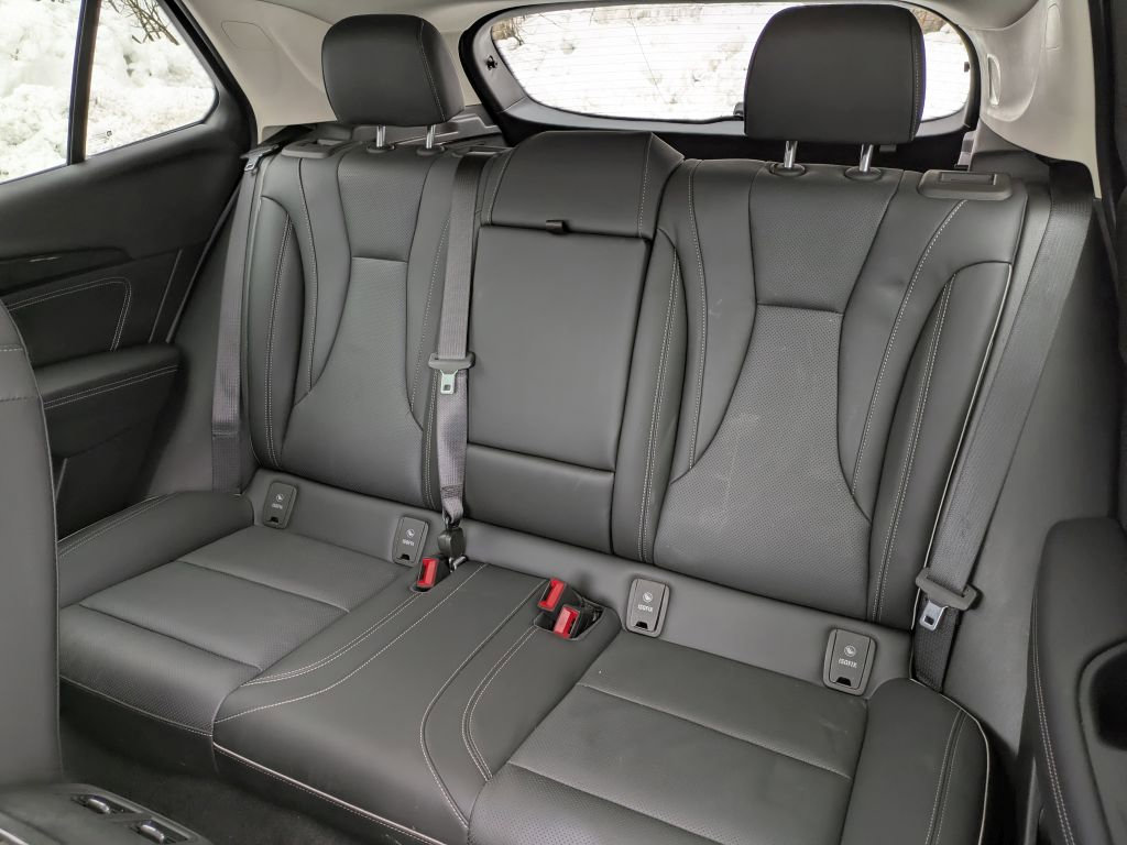 Certified 2023 Buick Envision Essence AWD/4WD image 28