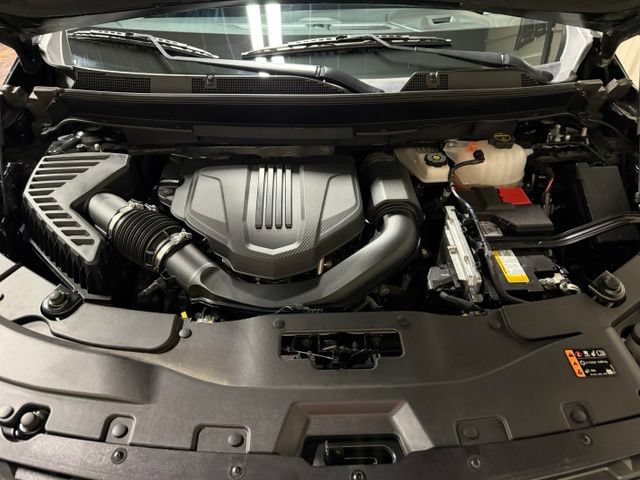 Used 2024 Chevrolet Traverse LT w/ Enhanced Driving Package FWD image 46