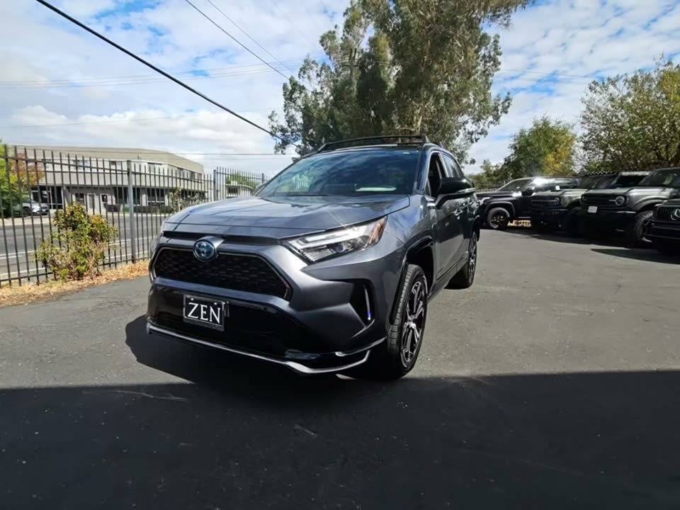 Used 2023 Toyota RAV4 XSE w/ Weather Package AWD/4WD image 1