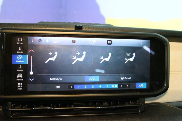 Used 2024 Jeep Wrangler Sport AWD/4WD image 21