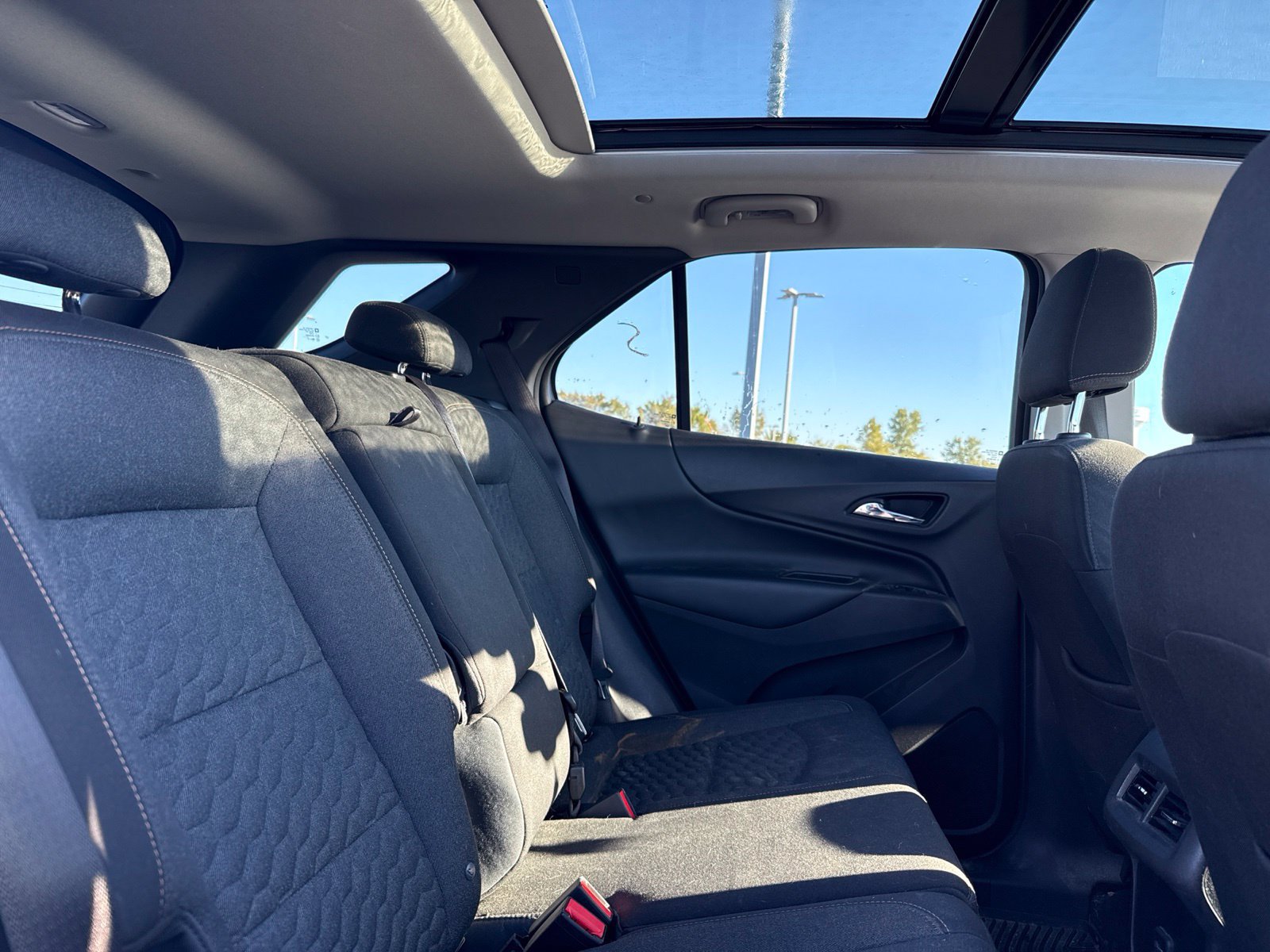Used 2020 Chevrolet Equinox LT FWD image 8