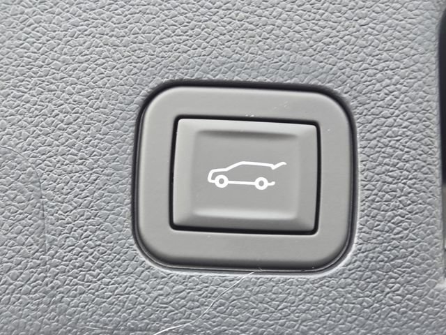 New 2027 Chevrolet Equinox LT w/ Convenience Package II FWD image 19