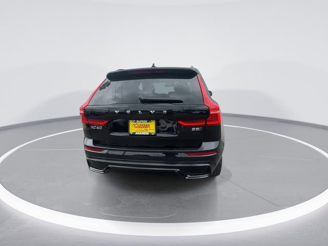 Used 2025 Volvo XC60 B5 Plus AWD/4WD image 7