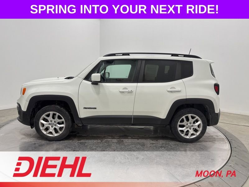 Used 2018 Jeep Renegade Latitude w/ Cold Weather Group AWD/4WD image 4