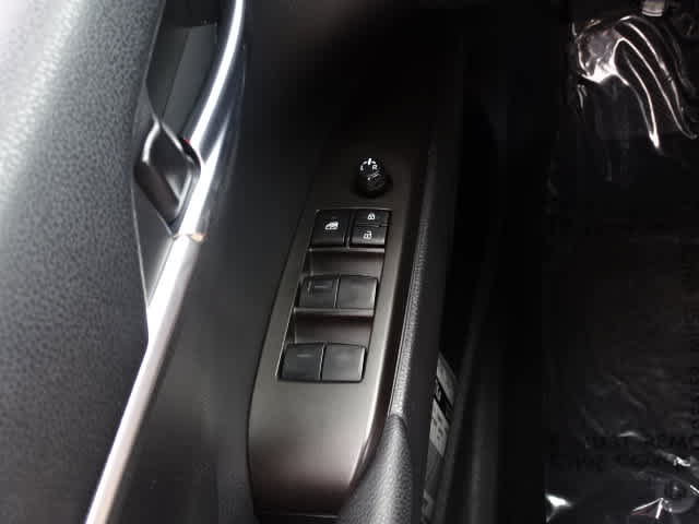 Certified 2023 Toyota Camry SE w/ Audio Upgrade Package FWD image 37