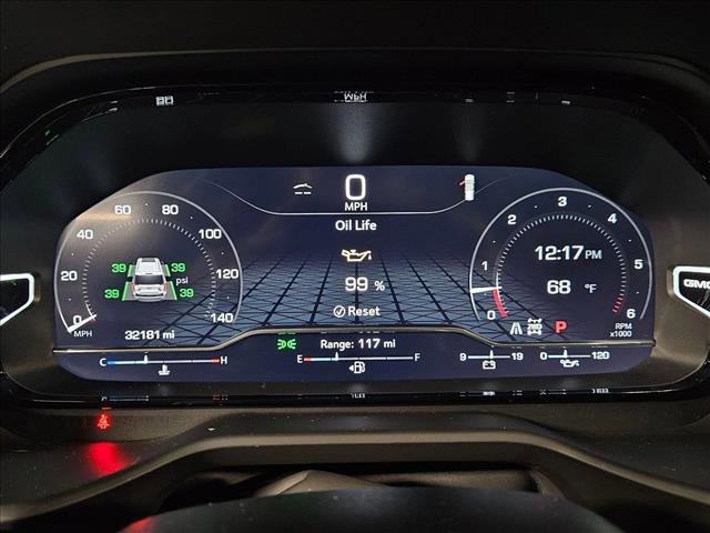 Used 2023 GMC Yukon XL Denali AWD/4WD image 11