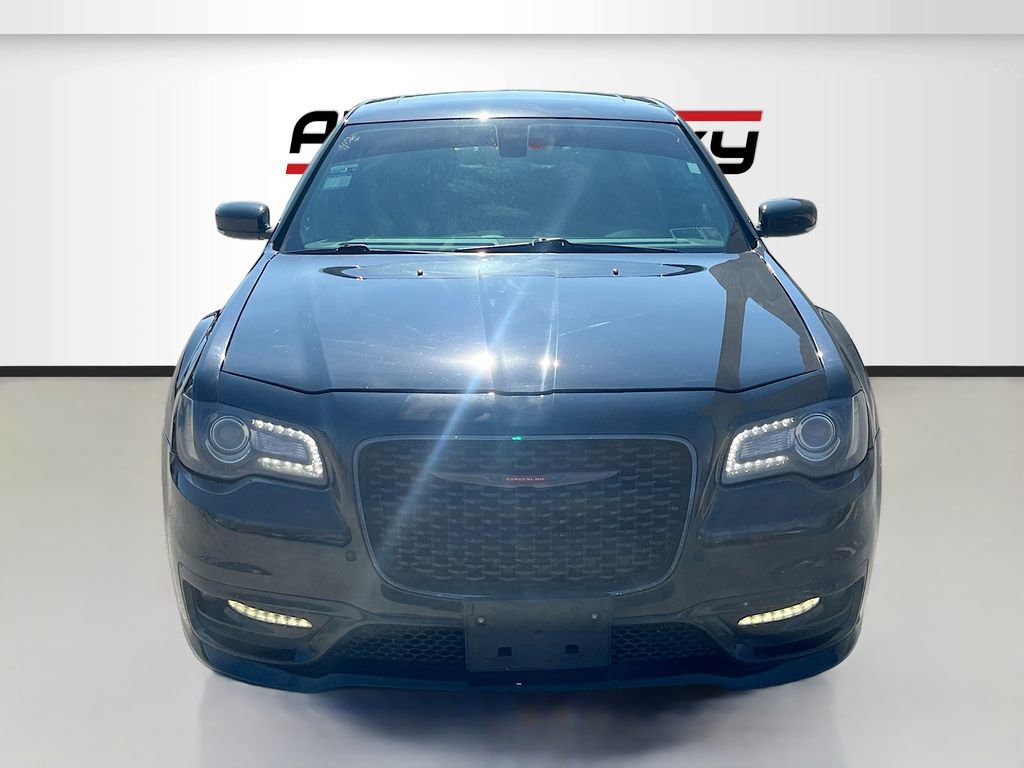 Used 2022 Chrysler 300 S w/ Comfort Group image 2