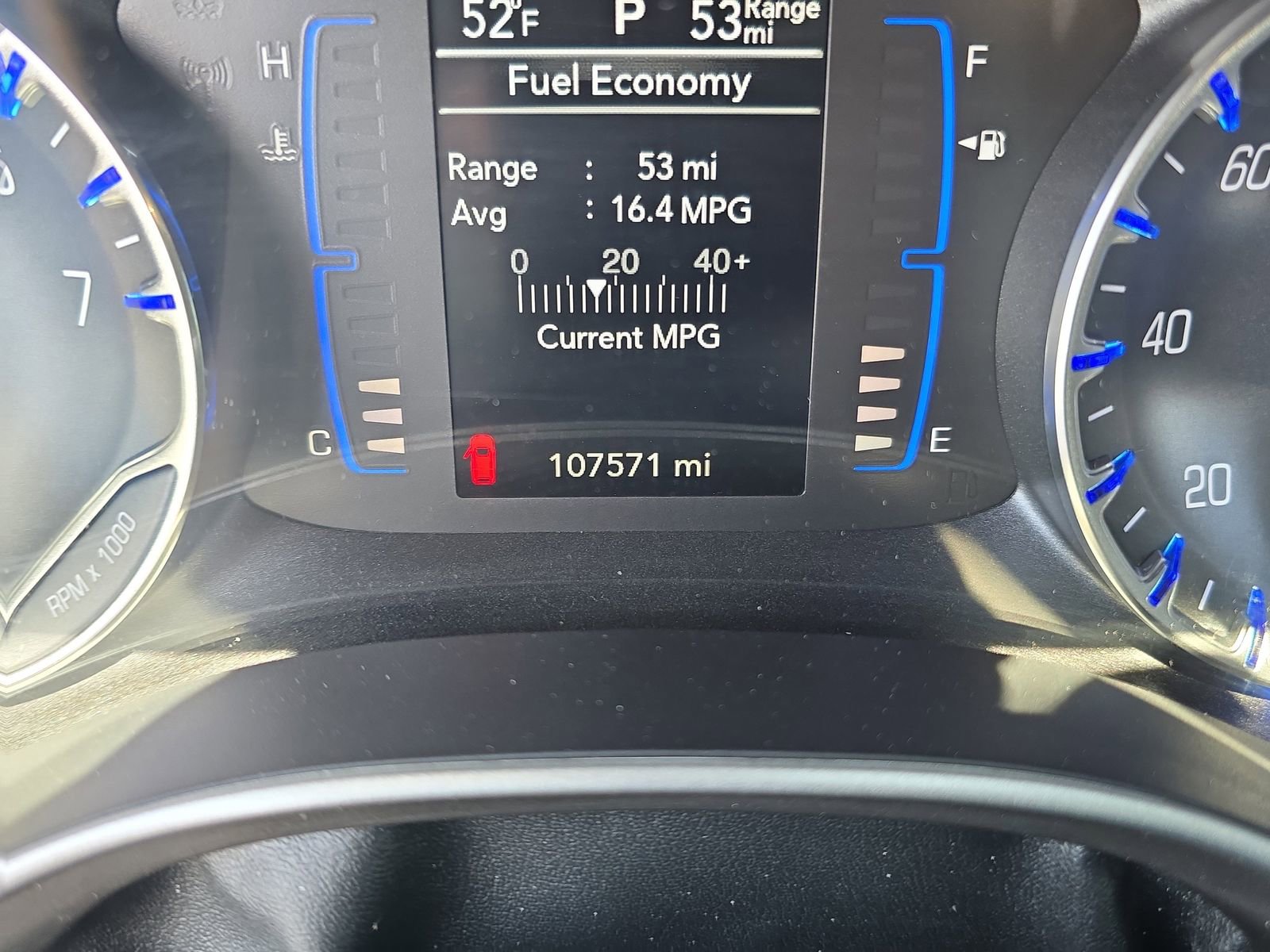 Used 2020 Chrysler Pacifica Touring image 26