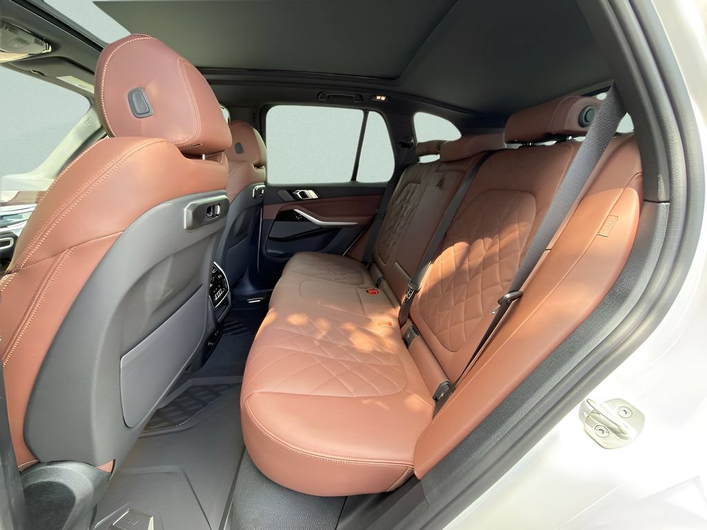 Certified 2026 BMW X5 sDrive40i w/ Premium Package RWD image 21
