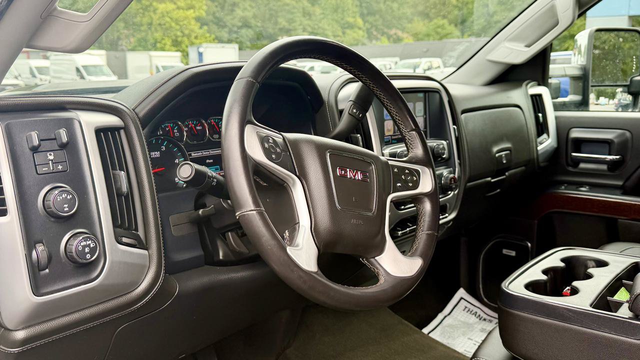 Used 2017 GMC Sierra 2500 SLT w/ Duramax Plus Package AWD/4WD image 19