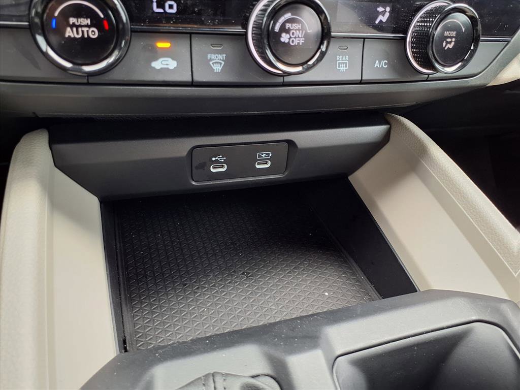 Certified 2025 Honda Accord LX image 8