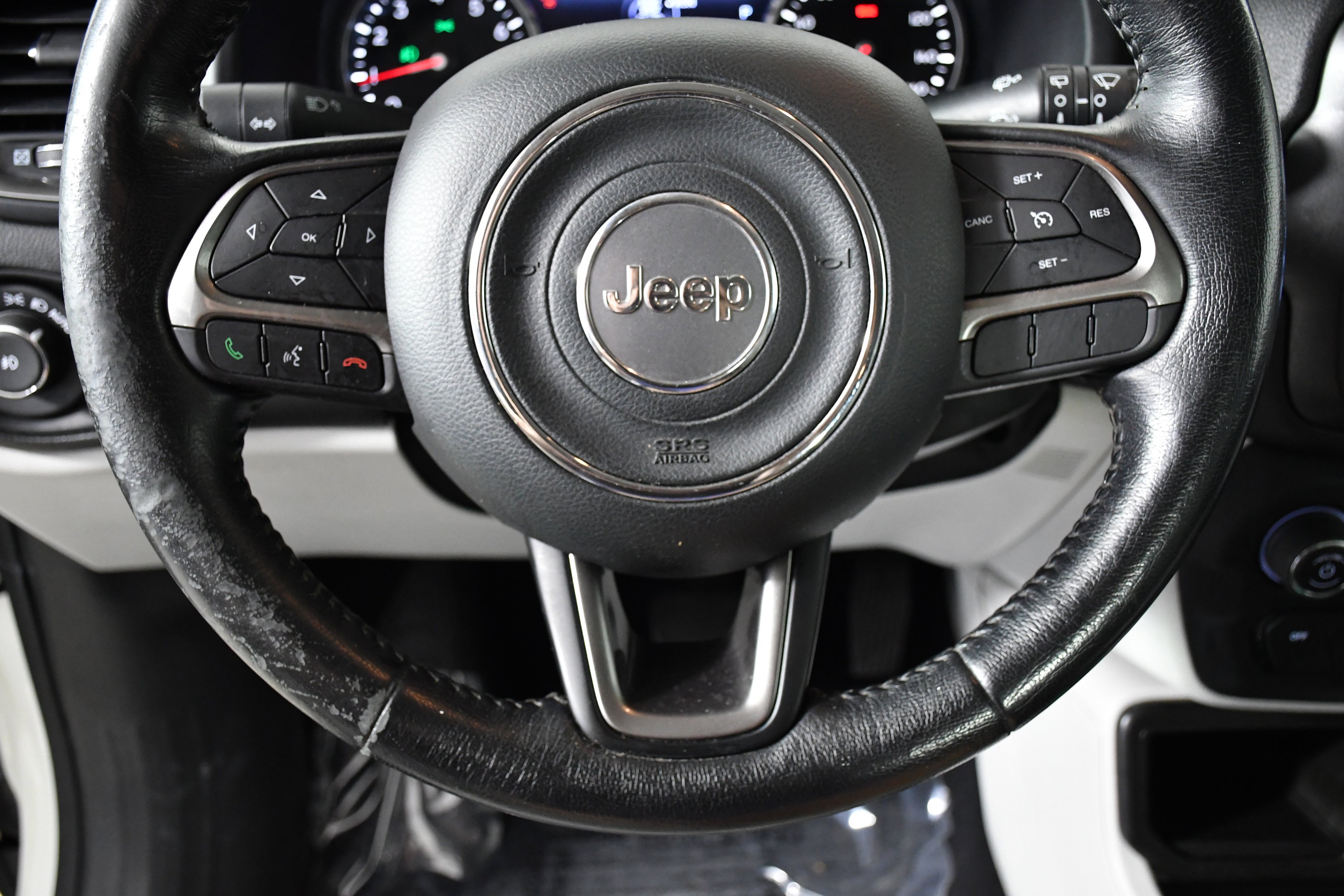 Used 2020 Jeep Renegade Limited image 10