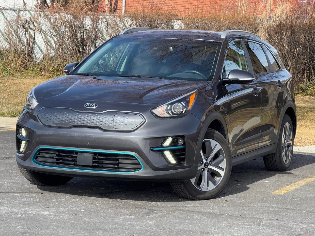 Used 2020 Kia Niro EX image 1