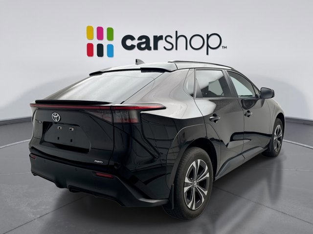 Used 2023 Toyota bZ4X XLE w/ Weather Package AWD/4WD image 5