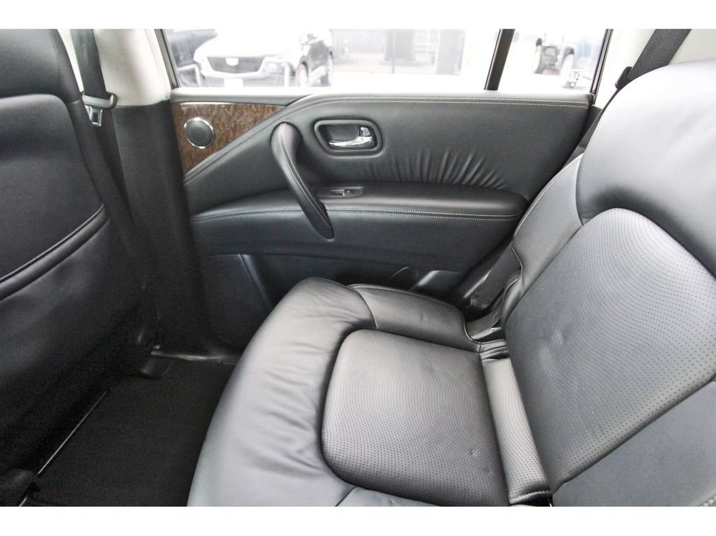 Used 2017 INFINITI QX80 4WD image 11