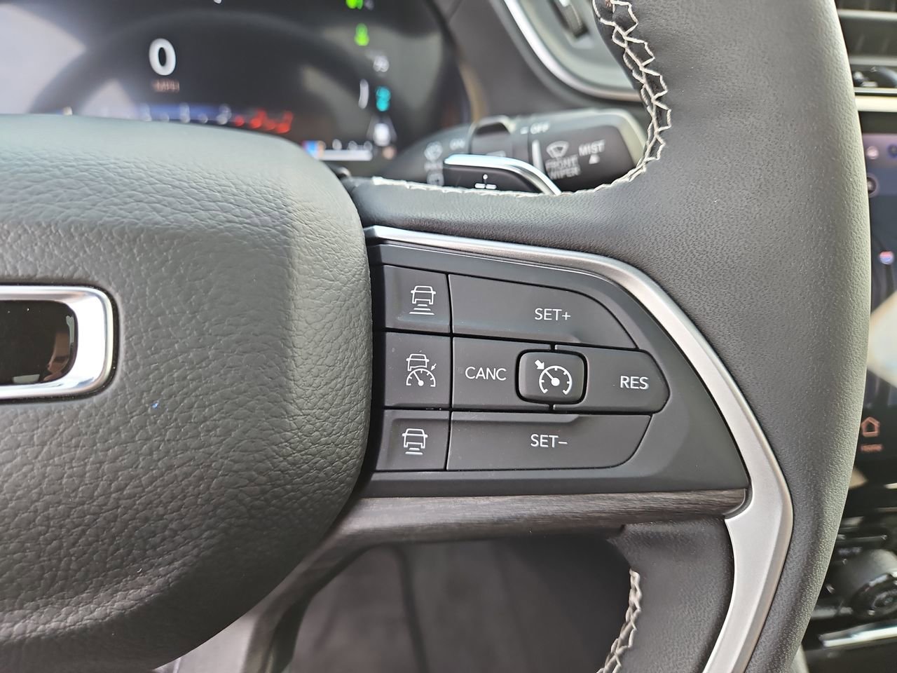 New 2024 Jeep Grand Cherokee Limited 4xe image 31