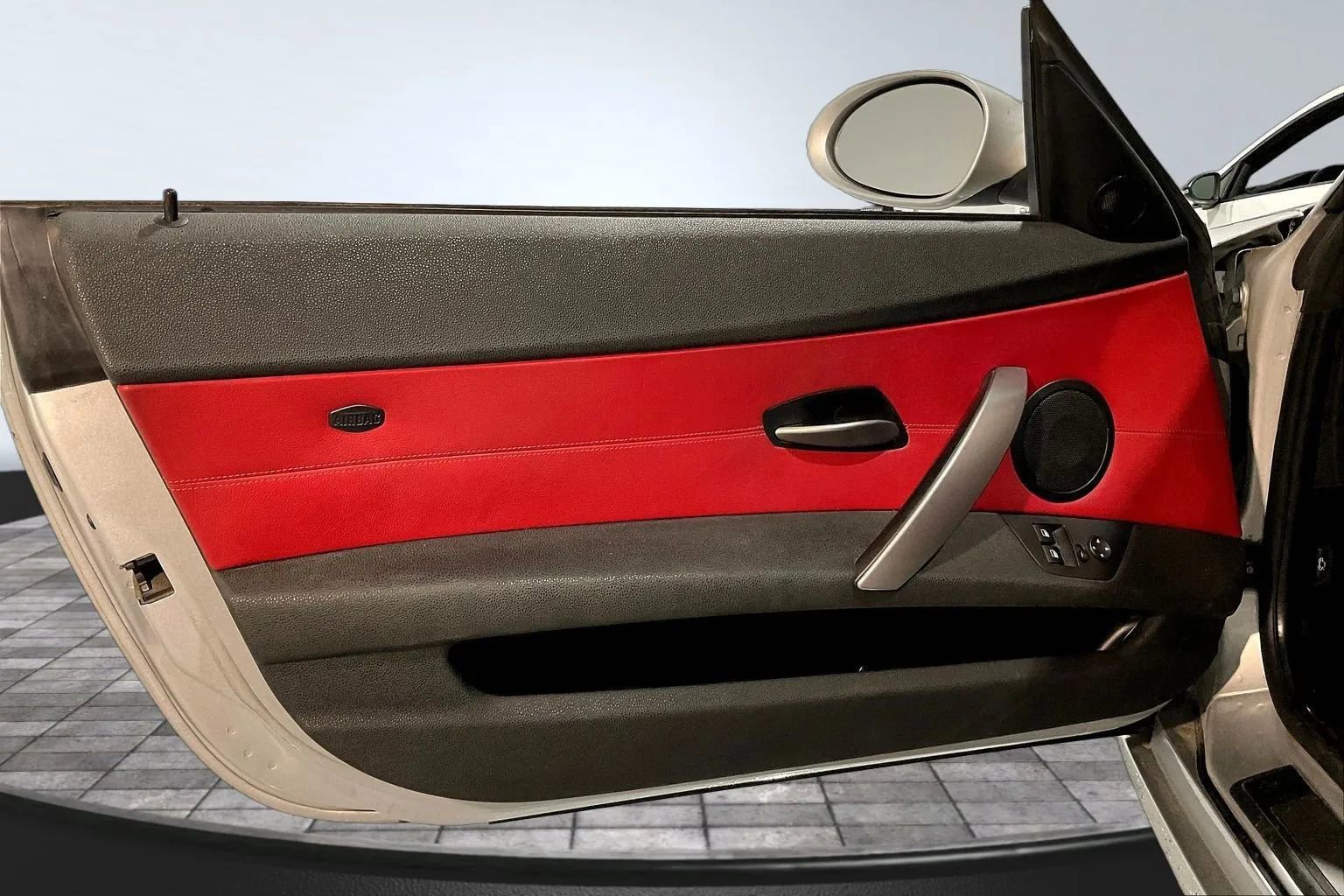 Used 2007 BMW Z4 3.0i image 17