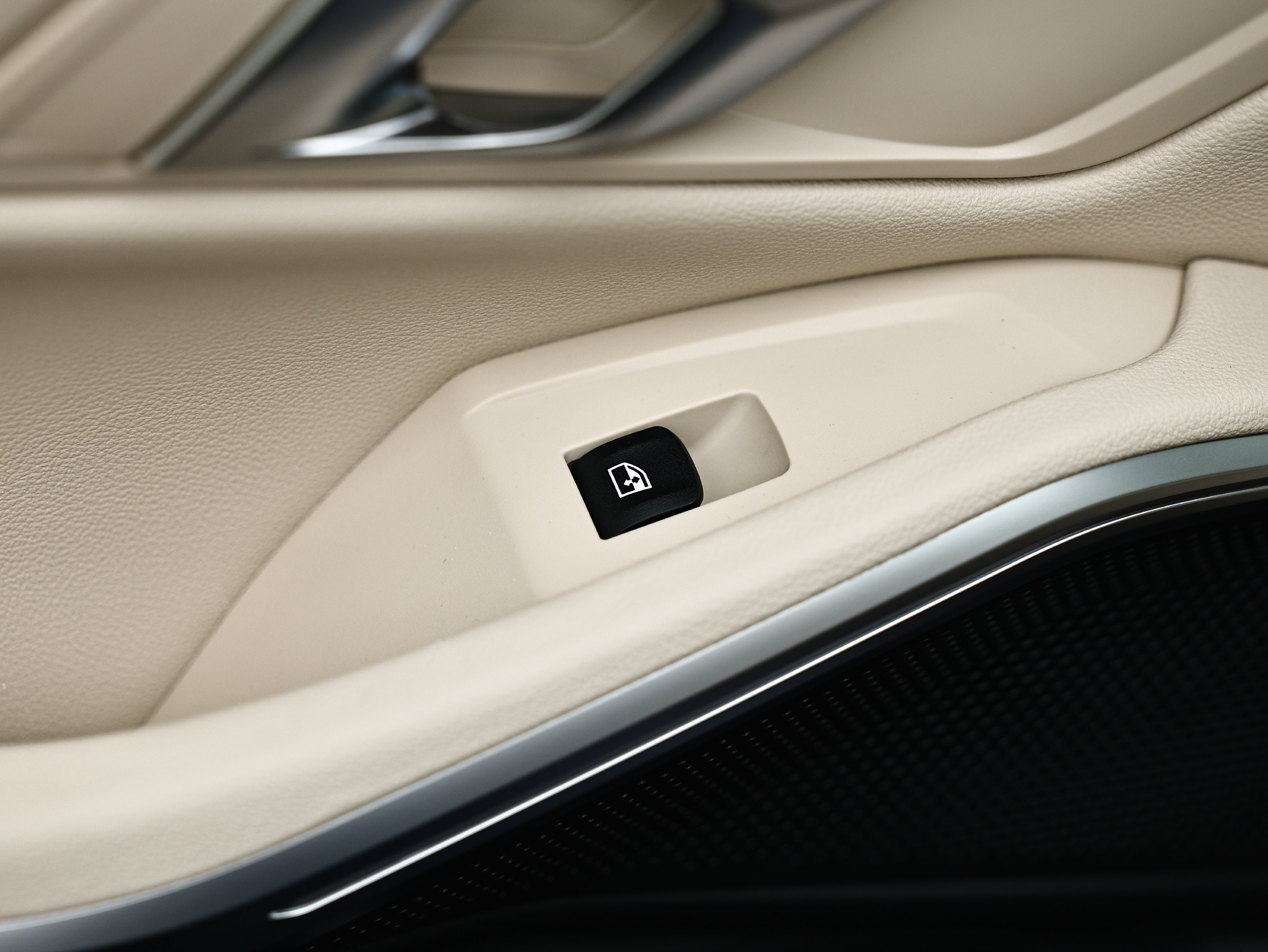 New 2026 BMW 330i Sedan w/ Premium Package RWD image 23