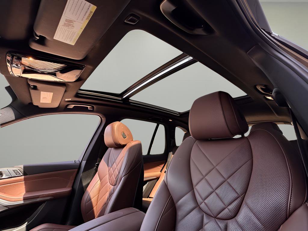 Used 2023 BMW X5 xDrive40i w/ Premium Package image 19